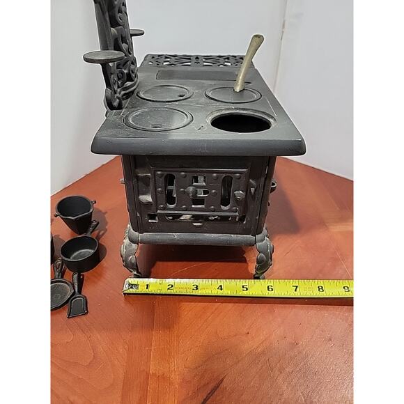 Vintage Royal Kenton Salesman Sample Child Cast Iron Stove - Picture 16 of 16
